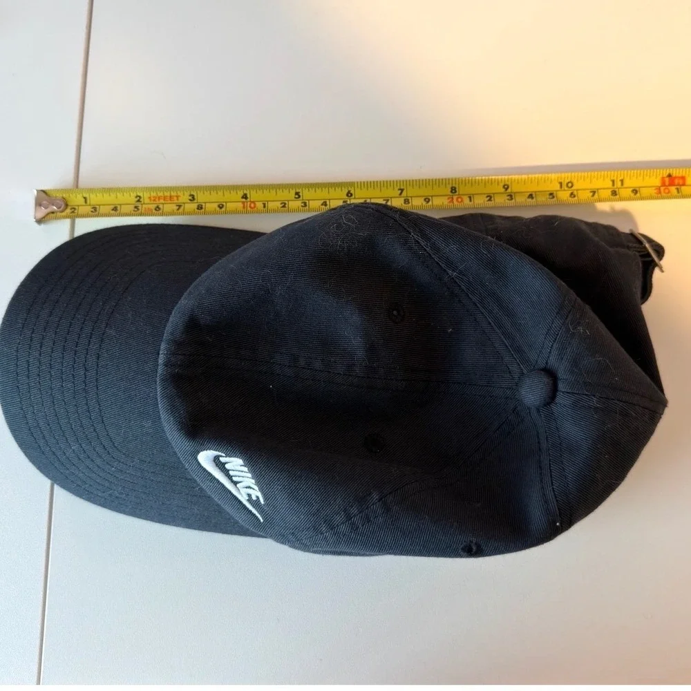 Nike Heritage 86 Black Baseball Cap One Size Logo Casual Adjustable Activewear